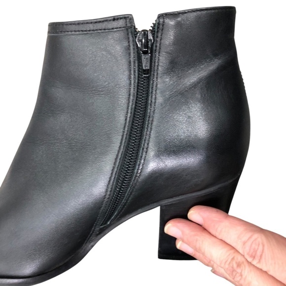 Driver Club USA St James Leather Comfort Boot Sz 8 Black Block Heel Minimalist - Picture 11 of 13